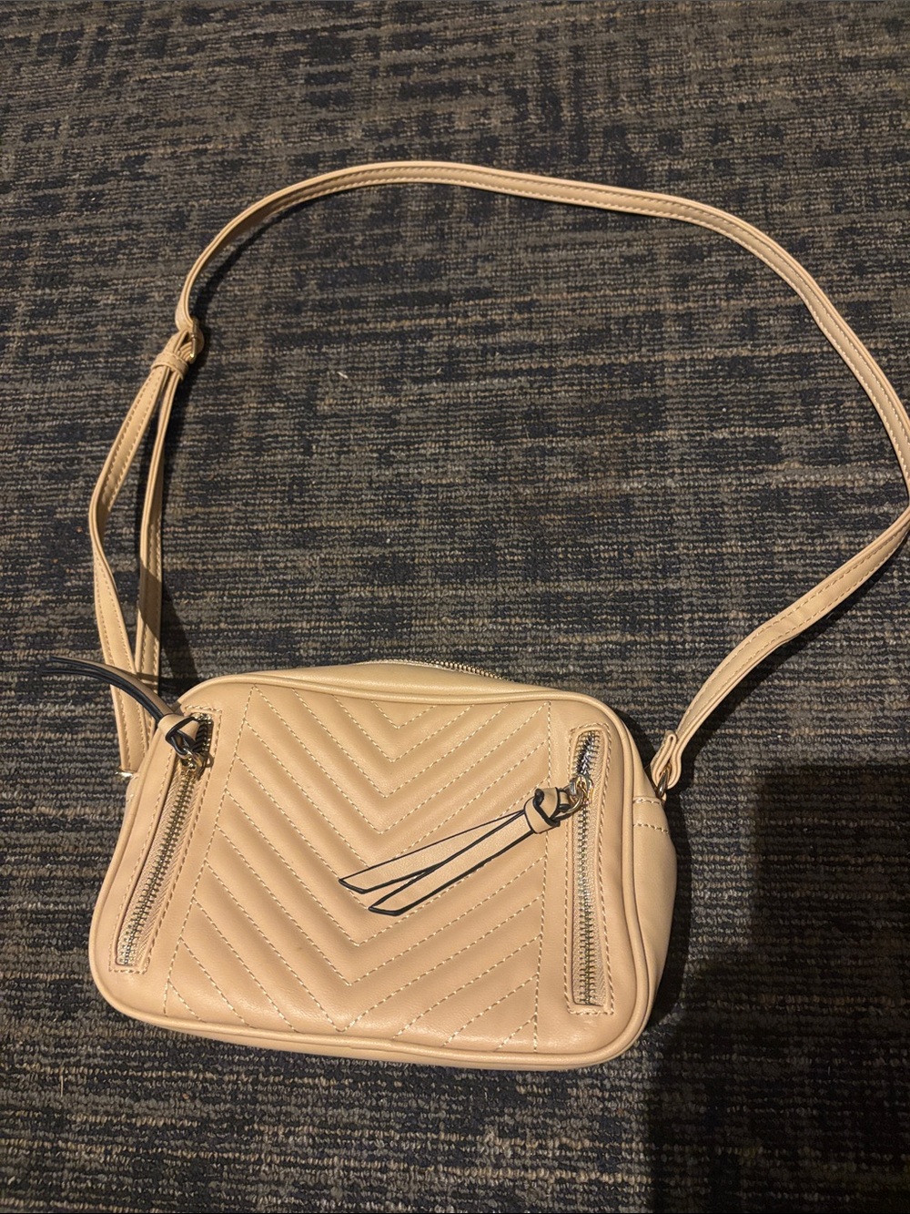 Crossbody purse